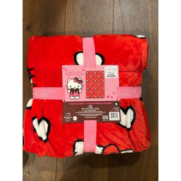 Hello Kitty twin red valentines blanket - Picture 1 of 2